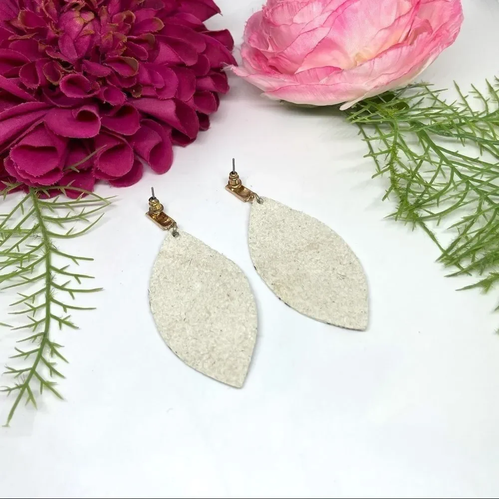 NEW⚜️REAL LEATHER & Fur Script Pattern Dangly Earrings